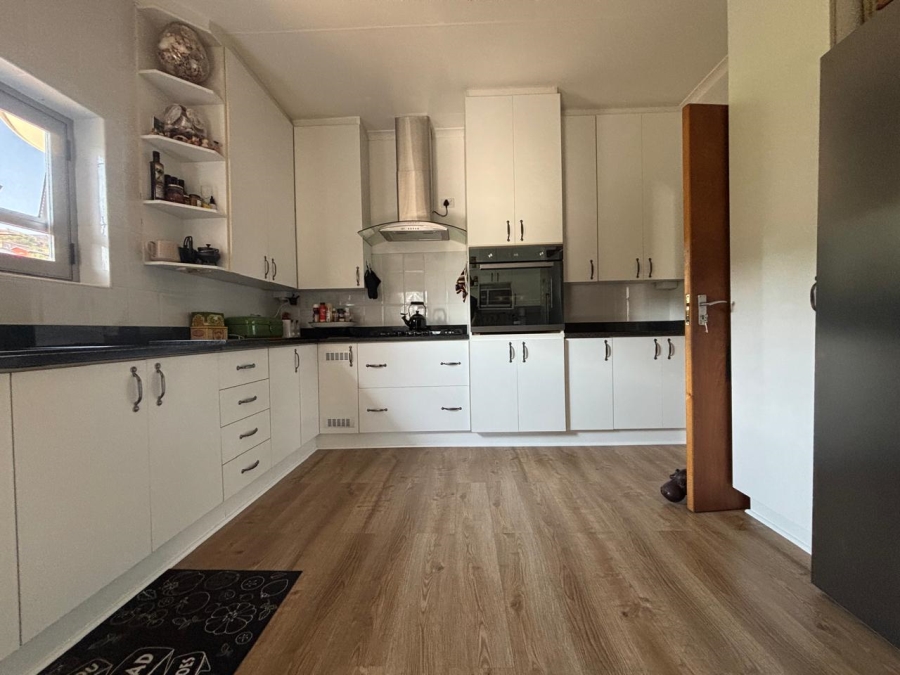 3 Bedroom Property for Sale in Blue Horizon Bay Eastern Cape